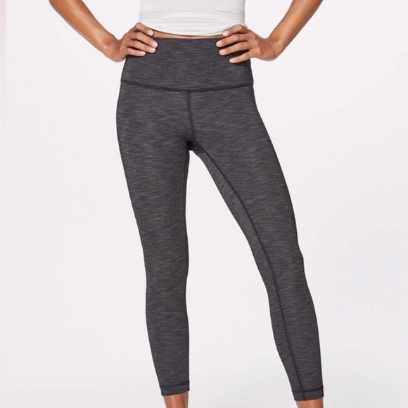 NWOT!! Lululemon Wunder Under, High-Rise Luxtreme 28” - Picture 3 of 12